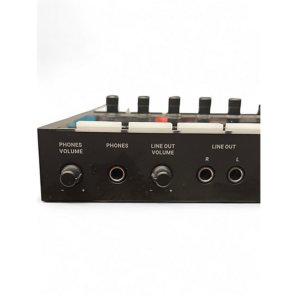 Used Native Instruments Maschine MK3 MIDI Controller