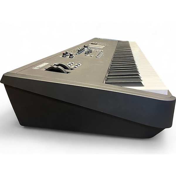 Used Yamaha modx8+ Keyboard Workstation