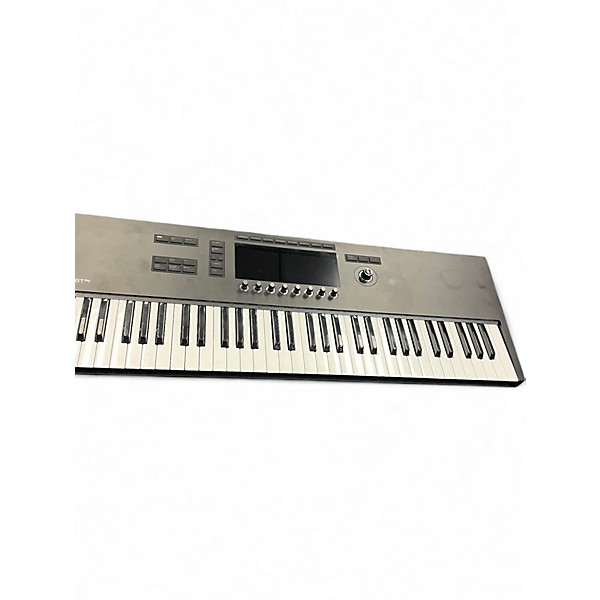 Used Native Instruments KONTROL61MKIII MIDI Controller