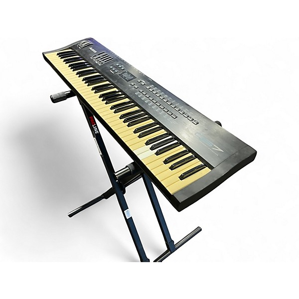 Used Alesis QS7 Synthesizer