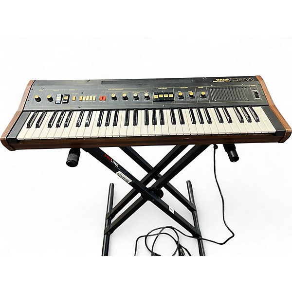 Used Yamaha CP11 Synthesizer