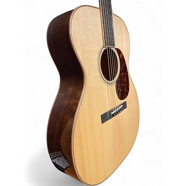 Used Martin Custom Auditorium Quilted Mahogany with Quilted Maple Swivel Natural Acoustic Guitar