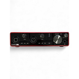 Used Focusrite Scarlett 4i4 Audio Interface