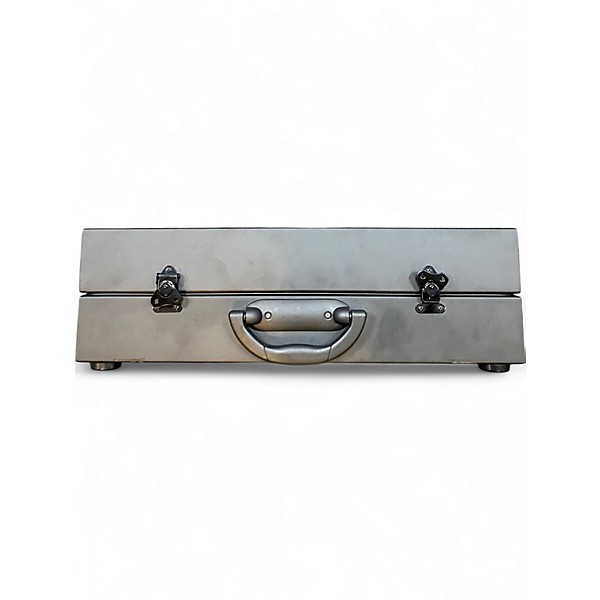 Used Make Noise 4 ZONE CV BUS CASE