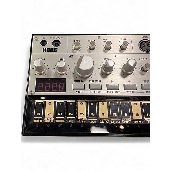 Used KORG VOLCA BASS Synthesizer