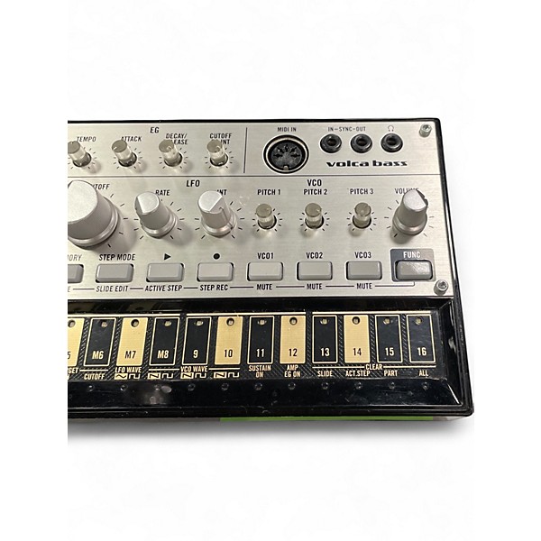 Used KORG VOLCA BASS Synthesizer