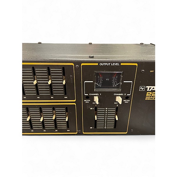 Used Tapco 2200 Equalizer