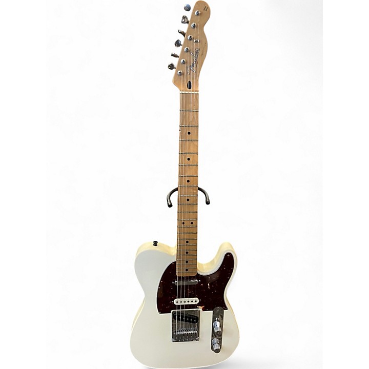 ギター Fender Telecaster Deluxe Nashville Fender Deluxe Nashville Telecaster Maple Fingerboard White