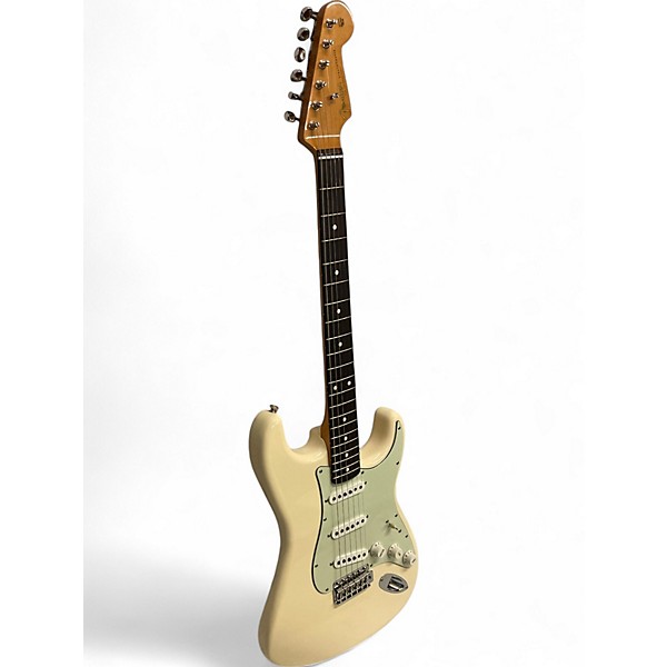 Used 2024 Fender 70th anniversary vintera II Stratocaster olympic white Solid Body Electric Guitar