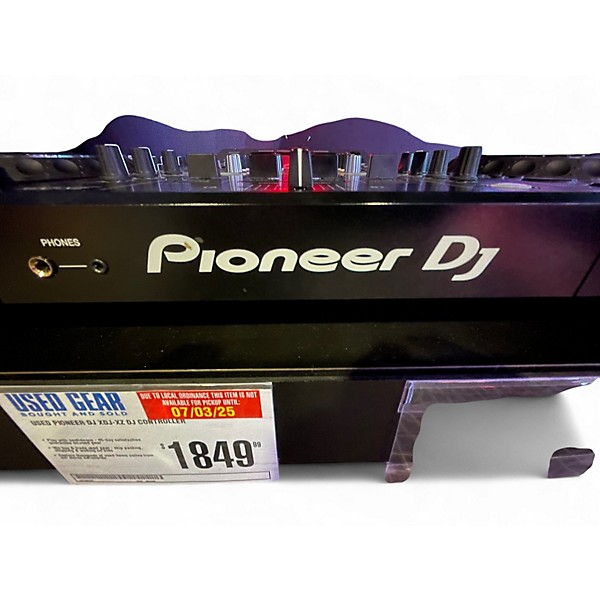 Used Pioneer DJ XDJ-XZ DJ Controller