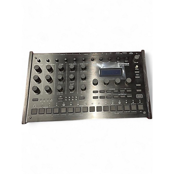 Used KORG drumlogue Production Controller