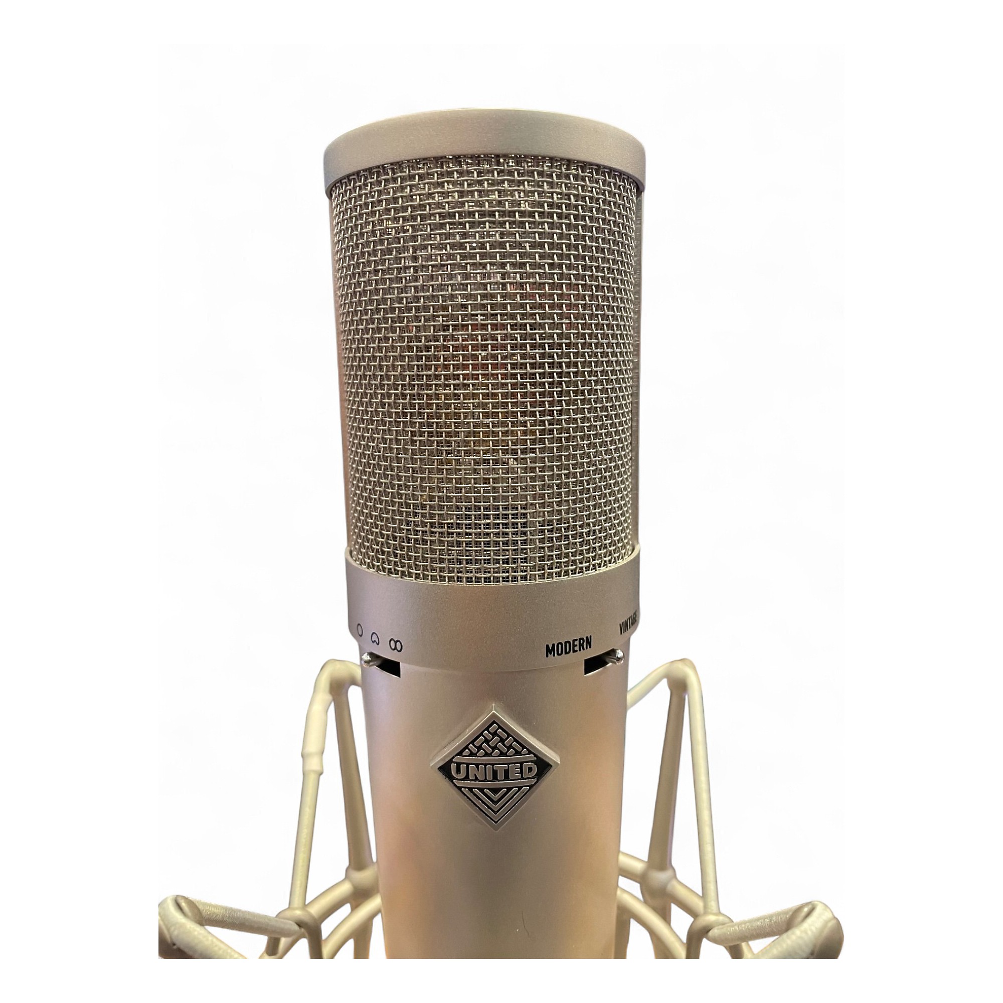 行列のできるレビュー商品、集めました。高評価アイテム Technologies Studio United Used UT Condenser 87 Twin 配信機器・PA機器・レコーディング機器