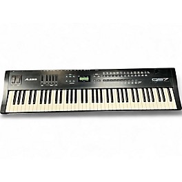 Used Alesis QS7 Stage Piano