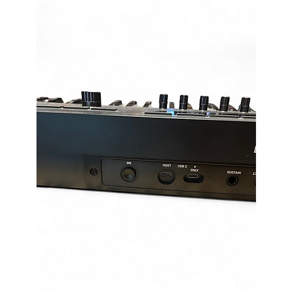 Used Native Instruments Komplete Kontrol S49 MK3 MIDI Controller