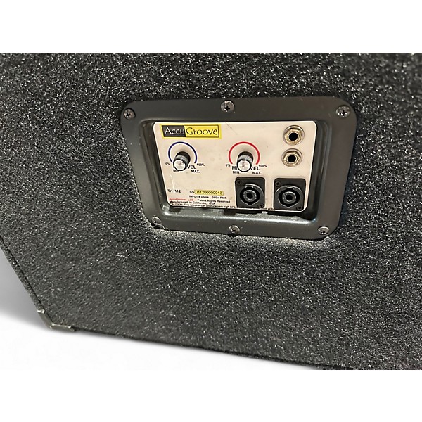 Used AccuGroove Tri 112 Bass Cabinet