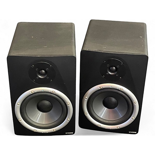 Used M-Audio BX8 D2 Pair Powered Monitor