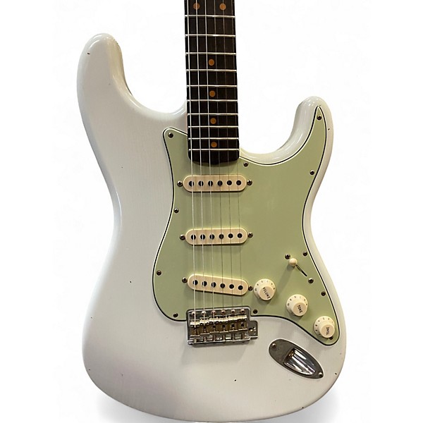 Used Fender CUSTOM SHOP LTD 1960 STRATOCASTER JOURNNEYMAN Olympic White Solid Body Electric Guitar