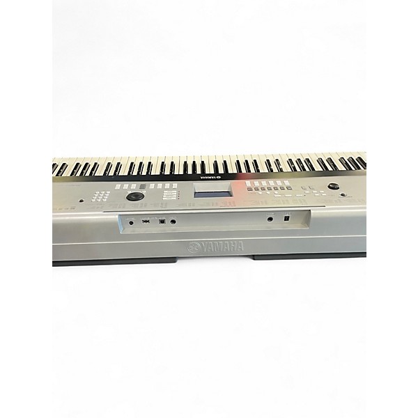 Used Yamaha DGX-s20 Digital Piano