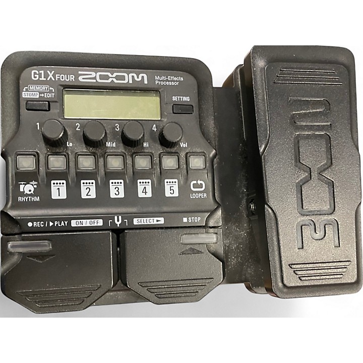 ZOOM G1X FOUR 中古 Used Zoom G1X FOUR Effect Pedal Package | Guitar Center