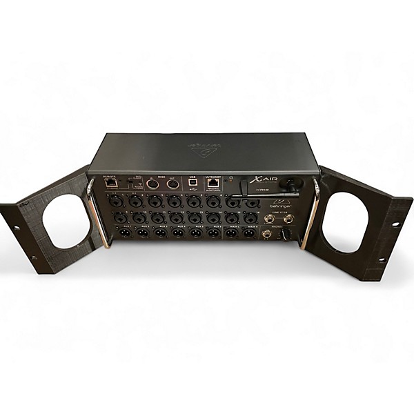 Used Behringer XR18 Digital Mixer