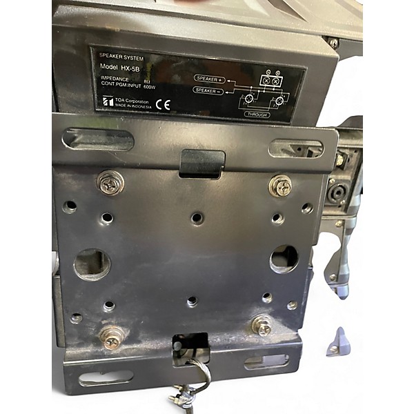 Used TOA HX5B Powered Speaker