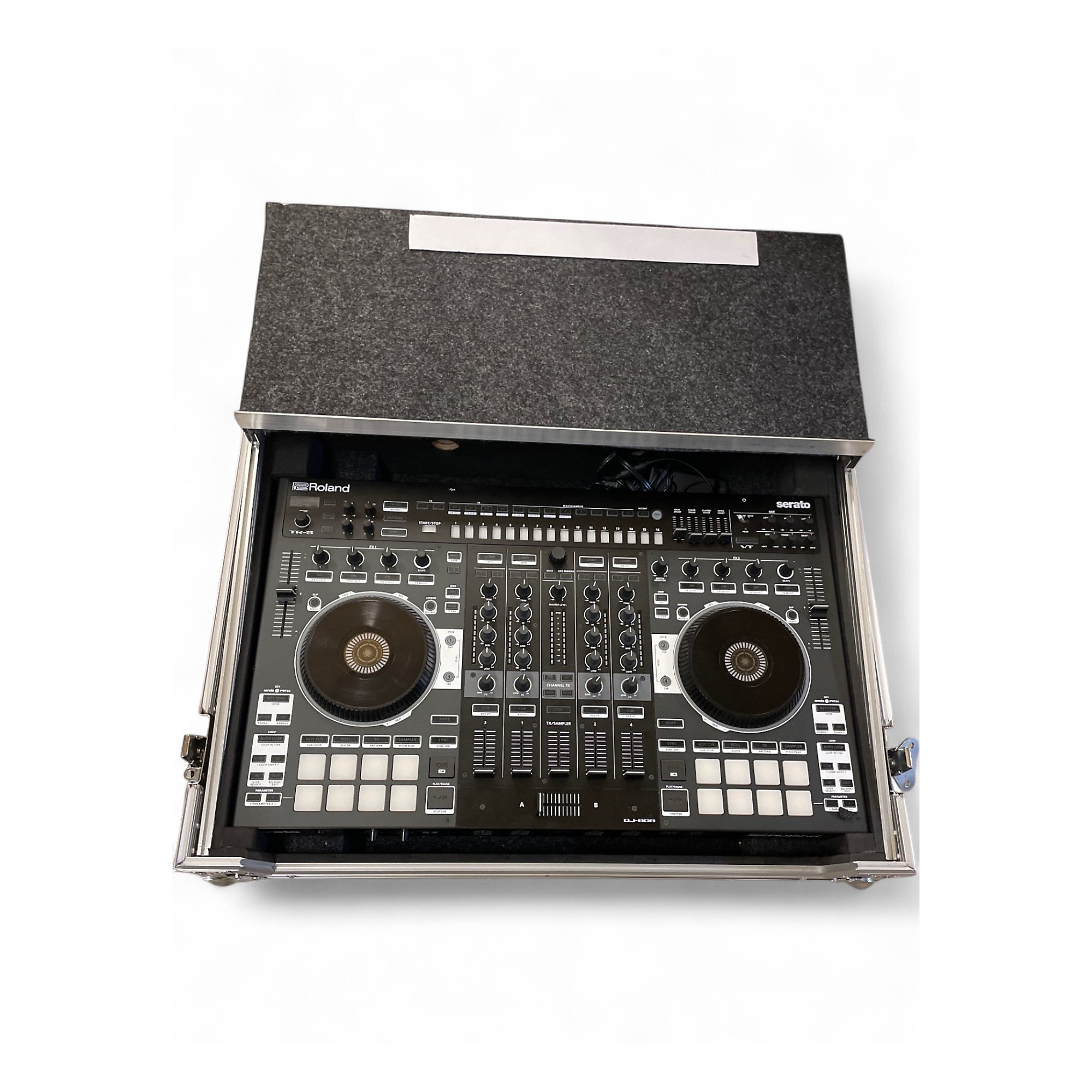 Roland - DJ-808 | DJ Controller