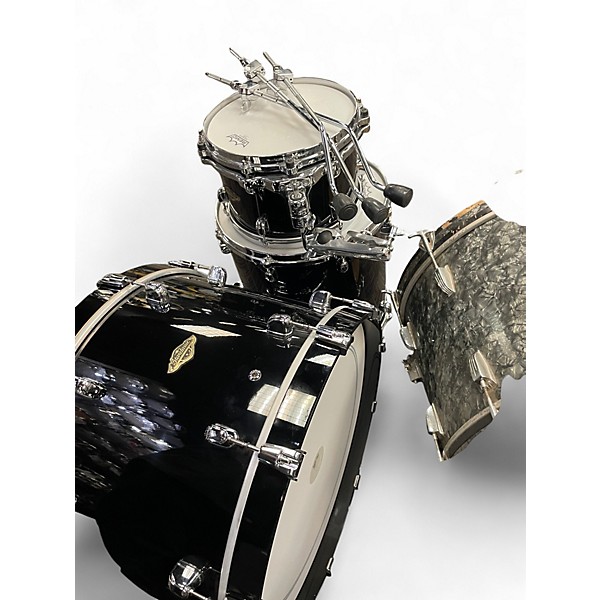 Used TAMA 3 Piece Starclassic Walnut Drum Kit