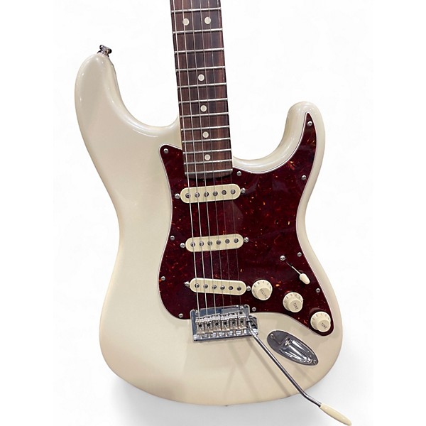 Used Fender American Showcase Stratocaster Olympic Pearl Solid Body Electric Guitar