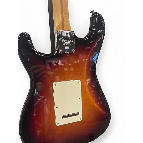 Used 2013 Fender American Standard Stratocaster 2 Tone Sunburst Solid Body Electric Guitar