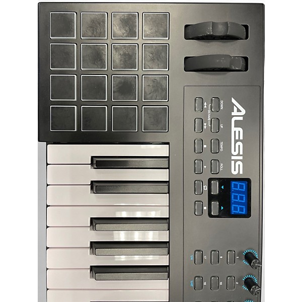 Used Alesis VI25 25 Key MIDI Controller