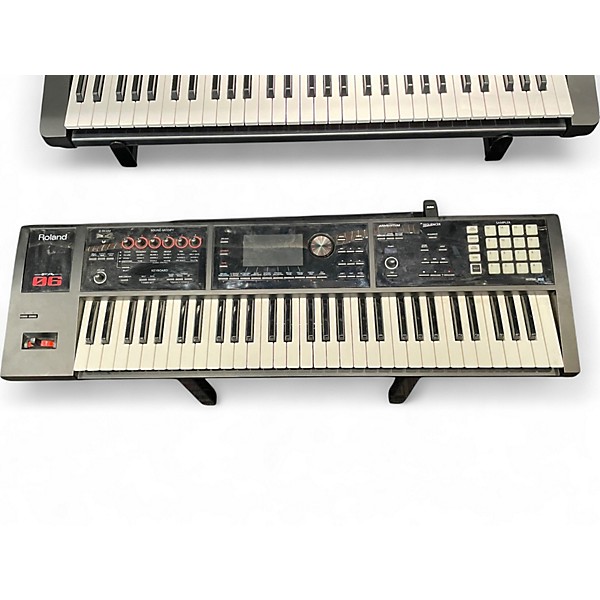 Used Roland FA06 Arranger Keyboard
