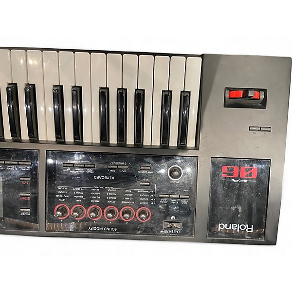 Used Roland FA06 Arranger Keyboard