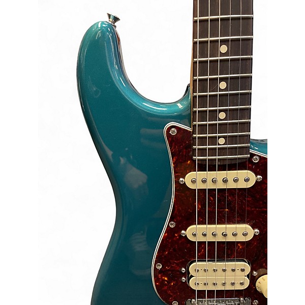 Used Fender Player II Stratocaster HSS Rosewood Fingerboard Ocean Turquoise Solid Body Electric Guitar