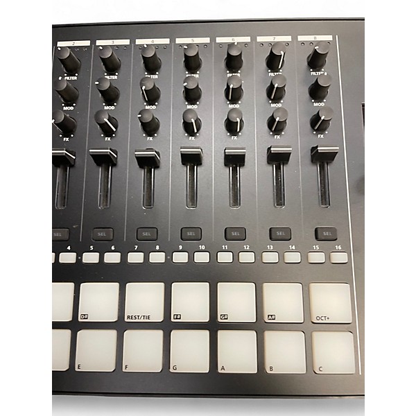 DJ機材 MC-707 GROOVEBOX  Roland Roland MC-707 Sampler Drum Machine Synthesizer Groovebox