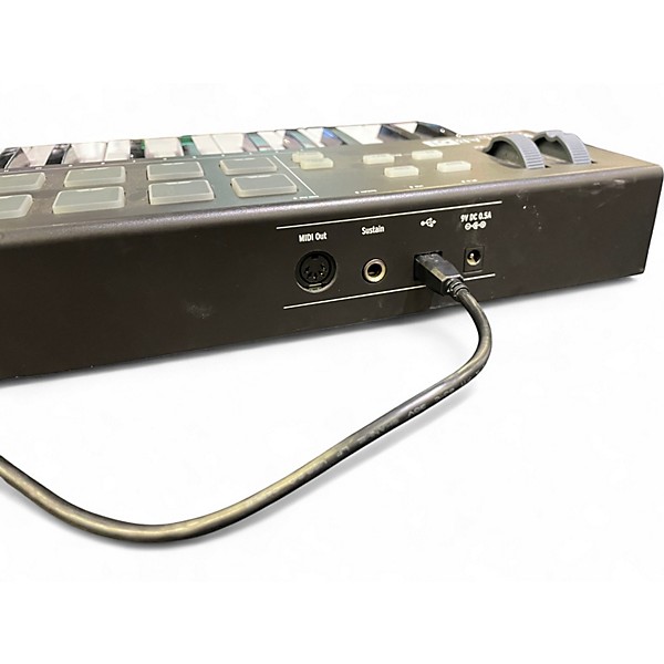 Used Arturia Keylab Essential 61 MIDI Controller