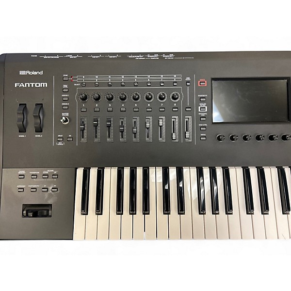 Used Roland Fantom 6 Keyboard Workstation
