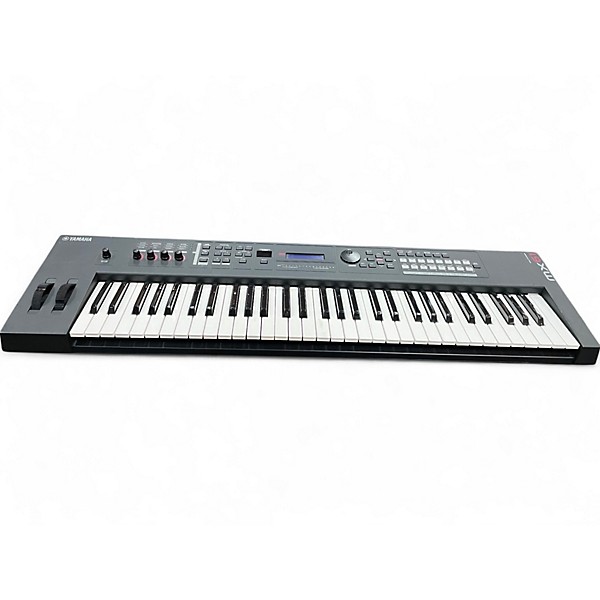 Used Yamaha MX61 61 Key Keyboard Workstation