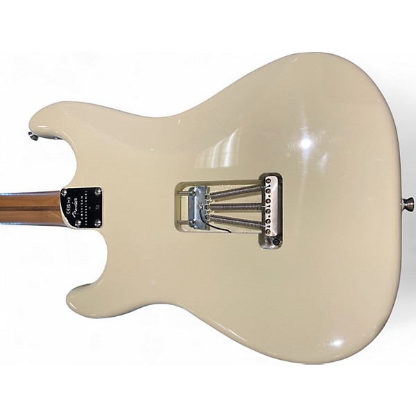 Used Fender American Professional II GT11 Stratocaster White Solid Body Electric Guitar