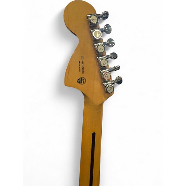 Used Fender Deluxe Stratocaster Candy Apple Red Solid Body Electric Guitar