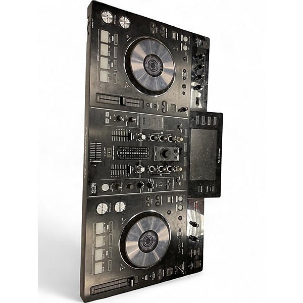 Used 2016 Pioneer DJ XDJ-RX DJ Controller