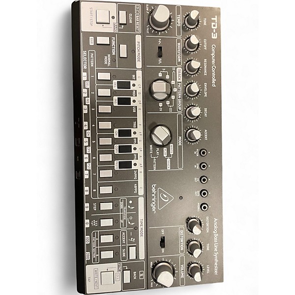 behringer td-3 computer controlled 美品 Behringer TD-3-RD Analog Bass Line Synthesizer for sale