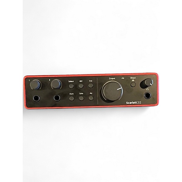Used Focusrite SCARLETTE 2I2 GEN4 Audio Interface