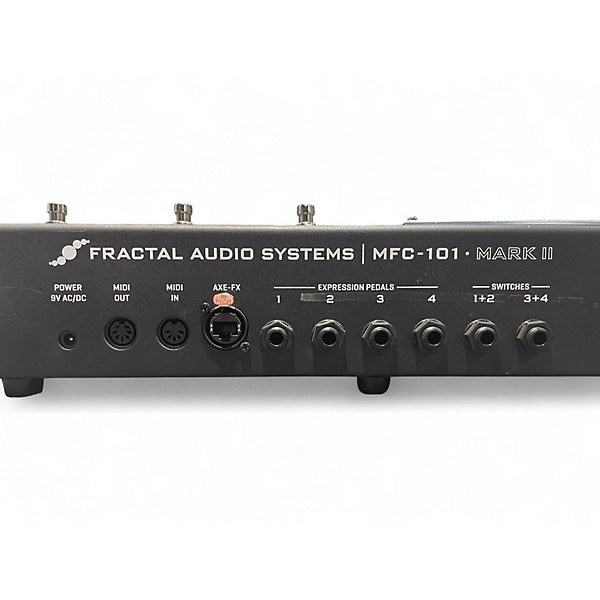 ギター Fractal Audio Systems Axe-Fx II MFC-101 Fractal Audio Systems Axe-FX II XL Preamp Effects Processor