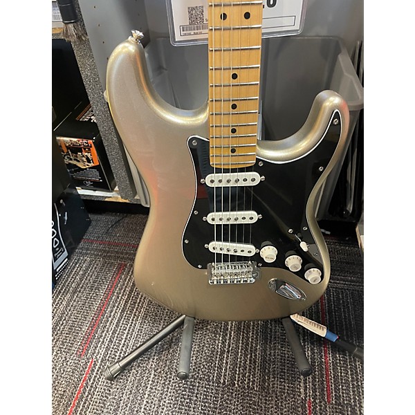 Used Fender 75TH ANNIVERSARY STRATOCASTER DIAMOND ANNIVERSARY Solid Body Electric Guitar