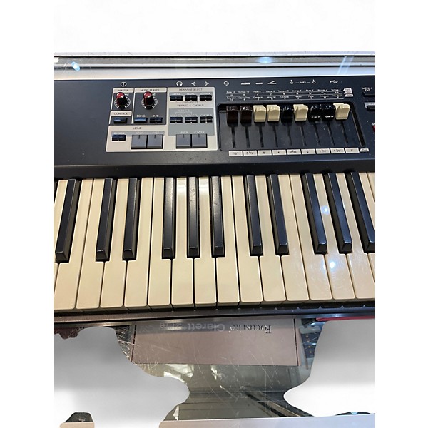 Used Hammond SK1 Organ