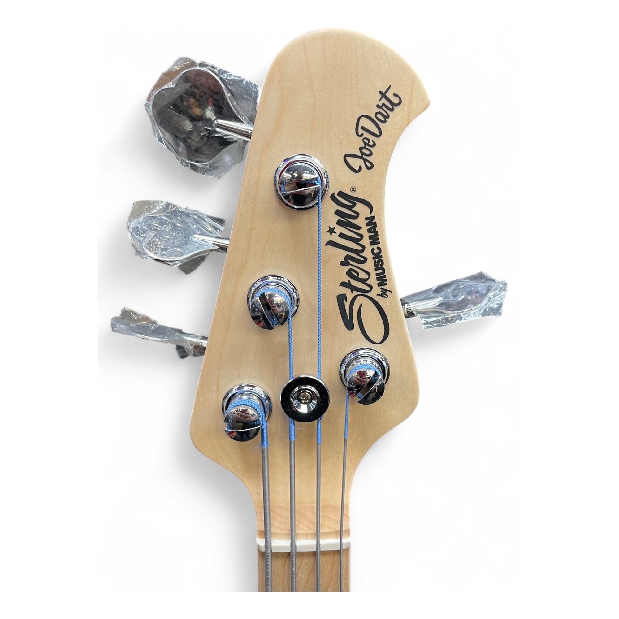 ベース Sterling by Music Man Joe Dart Affordable, direct-to-fan, and simple in every way. It