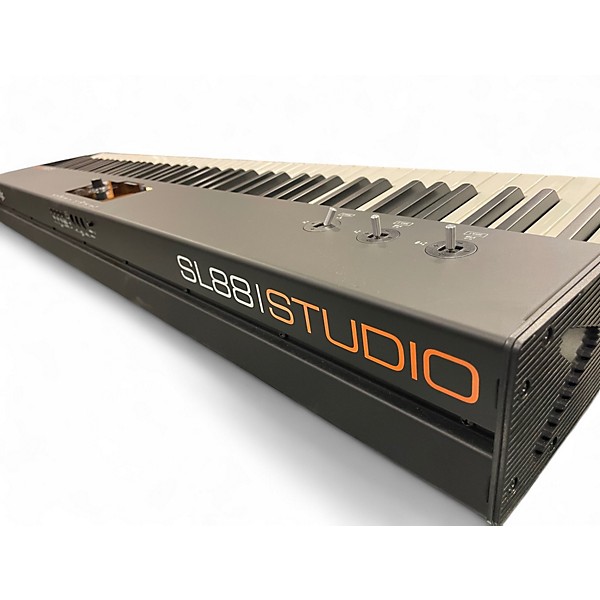 Used Studiologic SL88 STUDIO MIDI Controller