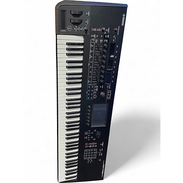Used Yamaha Montage M7 Keyboard Workstation