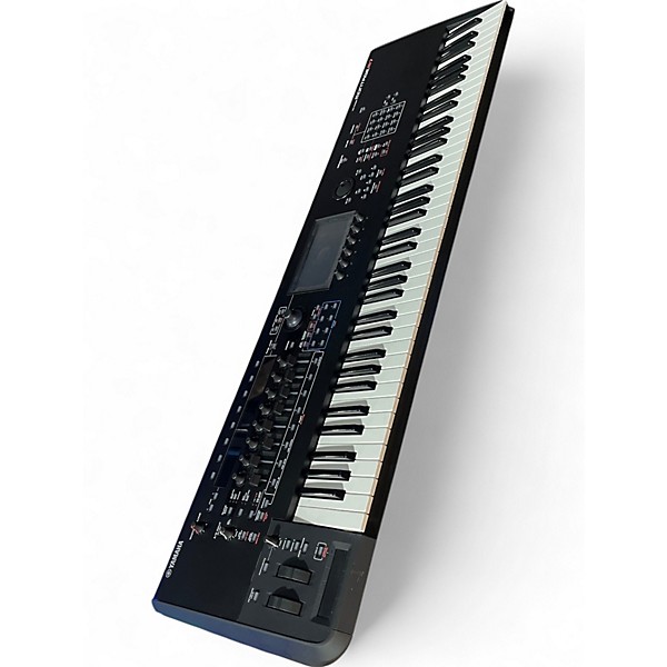 Used Yamaha Montage M7 Keyboard Workstation