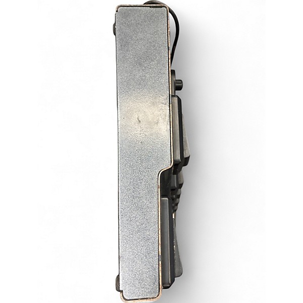 Used Line 6 Bass Pod XT Live Bass Effect Pedal